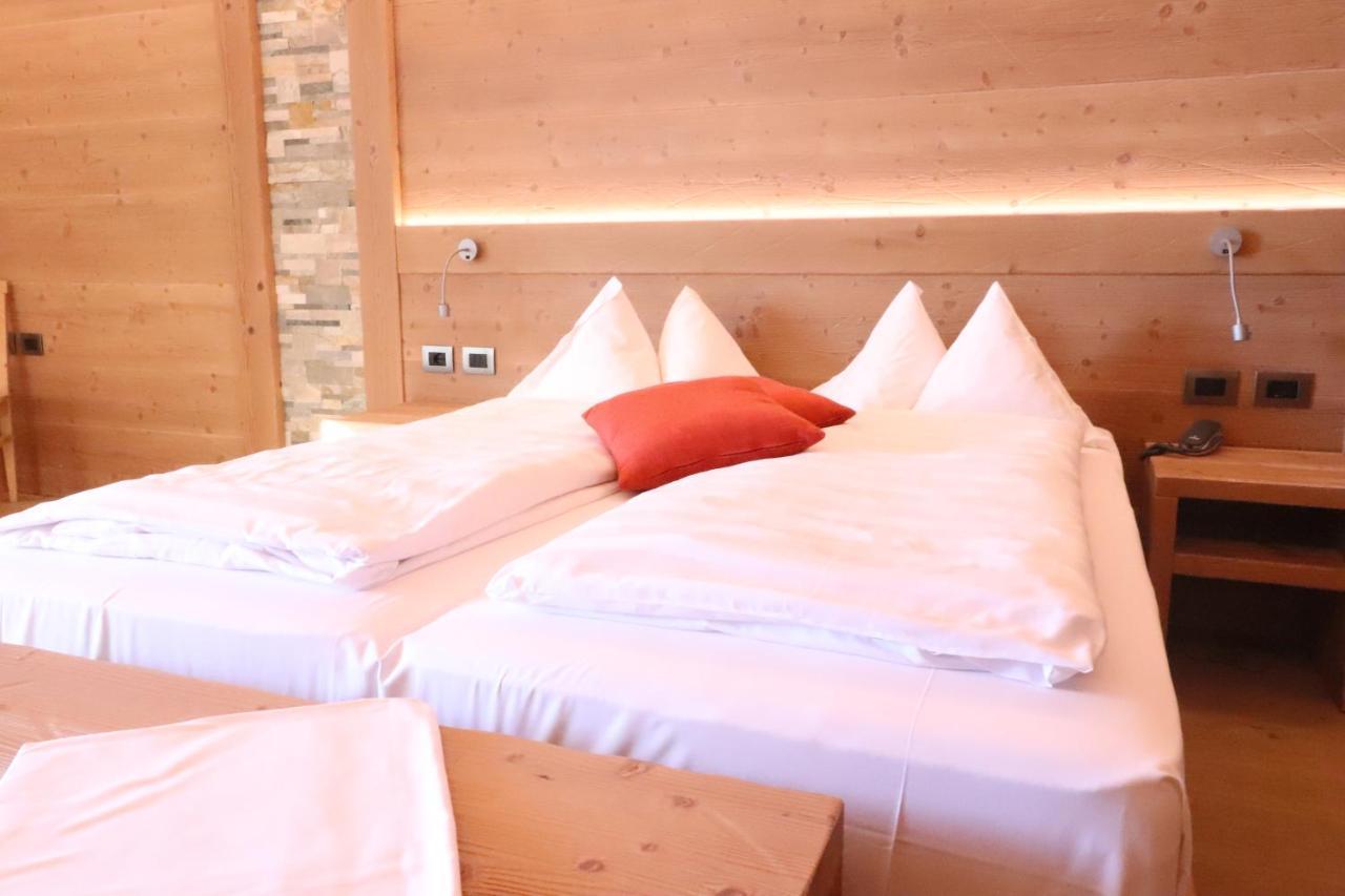 Alpen Garten Hotel Margherita Rumo Eksteriør bilde