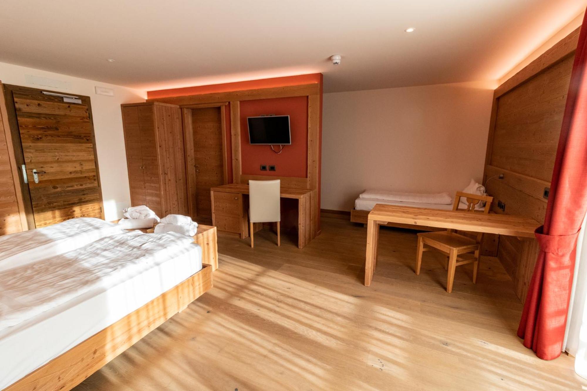 Alpen Garten Hotel Margherita Rumo Eksteriør bilde